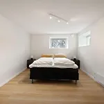 Practical Basement With Comforts Close To Centre * Stavanger