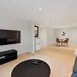 Practical Basement With Comforts Close To Centre *